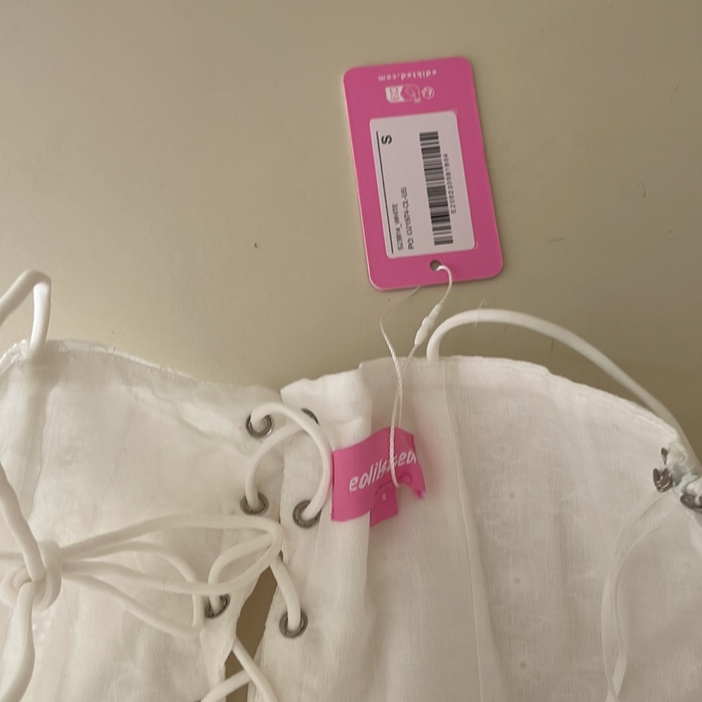 EDIKTED Kaira White Eyelet Mini Dress - Picture 4 of 9